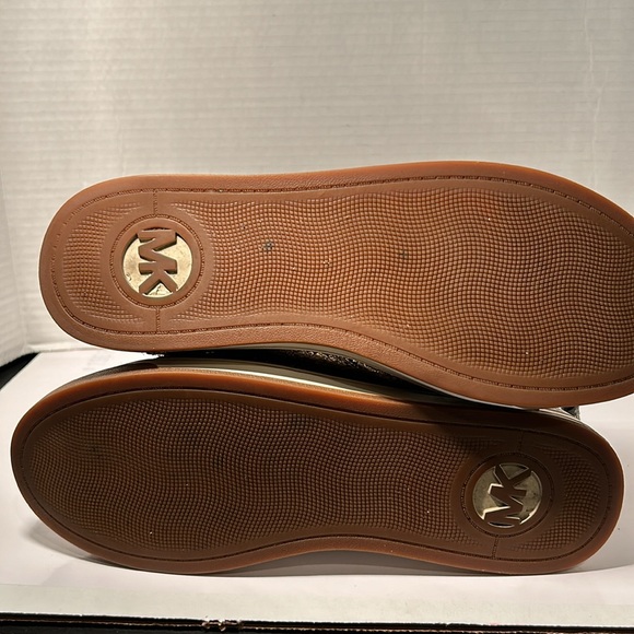 Michael Kors Glam Studded High top sneakers size 8. - Picture 8 of 15